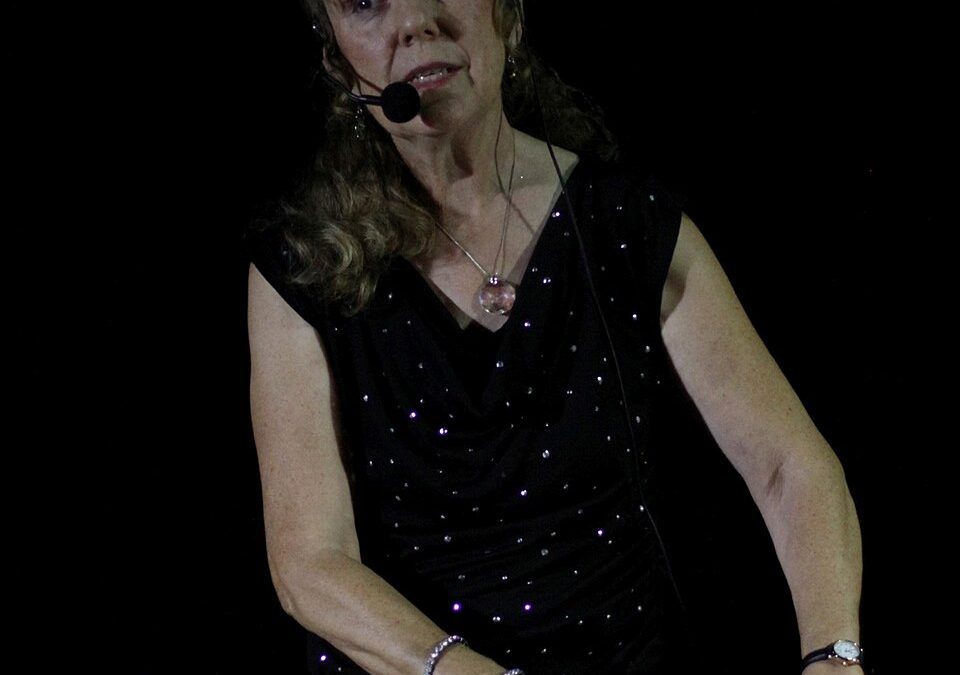 The Space Lady en Santiago: concierto el 21 de noviembre en Centro Arte Alameda